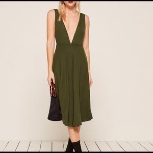 Reformation Thyme Dress NWT SZ SMALL 🌿
